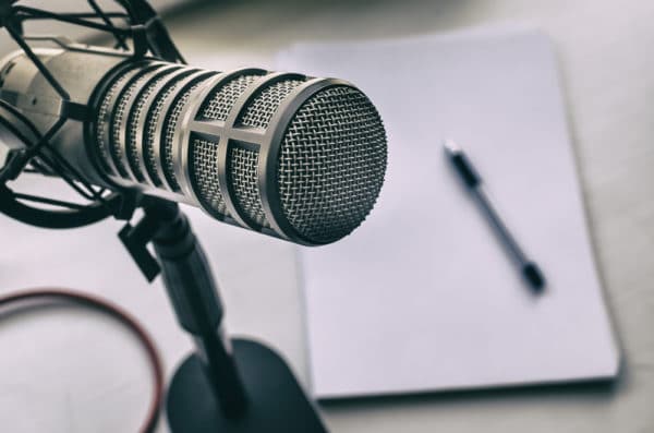 Free Course: A Marketer’s Guide to Podcasting
